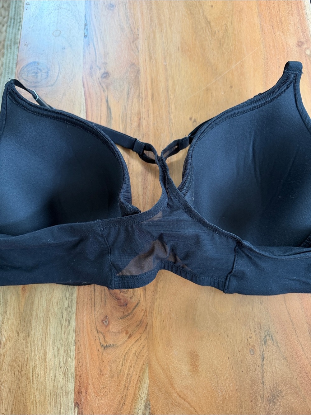 NWT Victoria's Secret Body by Victoria Bra - Picture 3 of 4